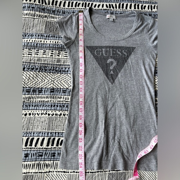 Vintage Y2K Grey Guess Rhinestone Logo T-Shirt Classic Grunge Extra Small - Picture 9 of 11